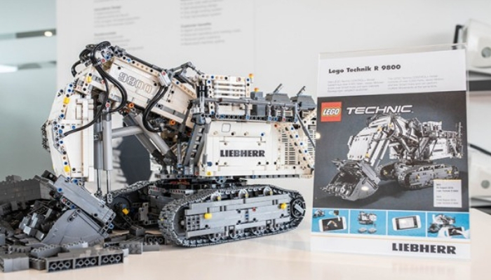 new lego technic sets 2019 liebherr
