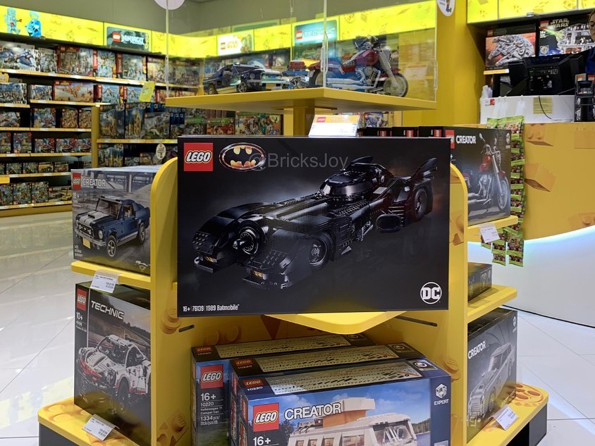 LEGO Batman 1989 Batmobile (76139) Found at Billund Airport LEGO Store -  The Brick Fan